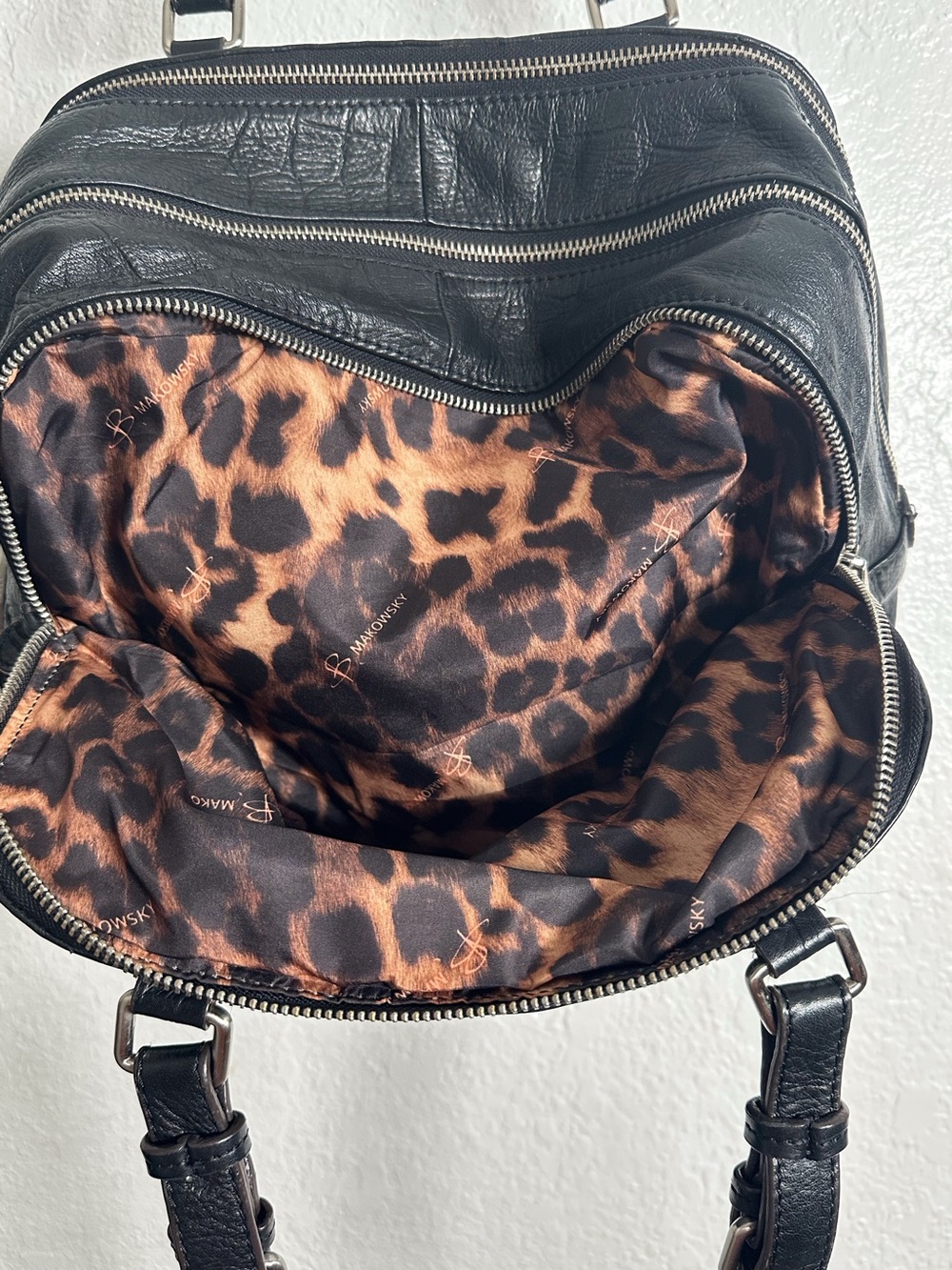 B Makowsky Black Leather Hobo Satchel Handbag - Picture 10 of 16